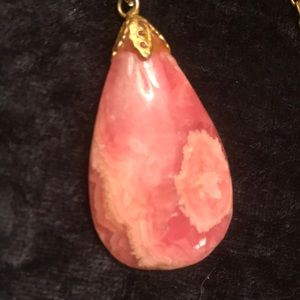Agate (not dyed) pendant necklace genuine